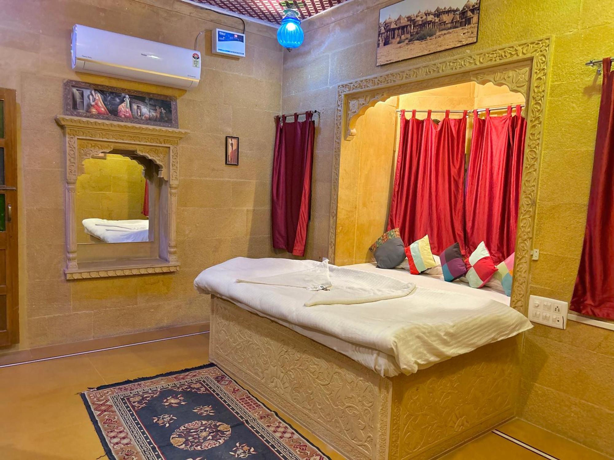 Hotel Pol Haveli Джайсалмер Екстер'єр фото