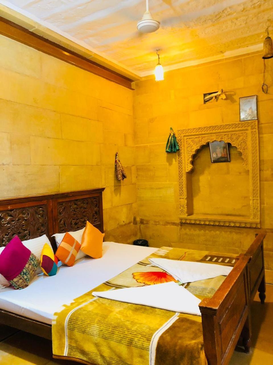 Hotel Pol Haveli Джайсалмер Номер фото